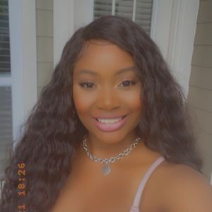 Meet your Posher, Coya